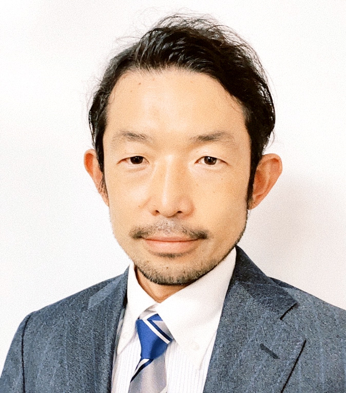 亀井貴文代表取締役